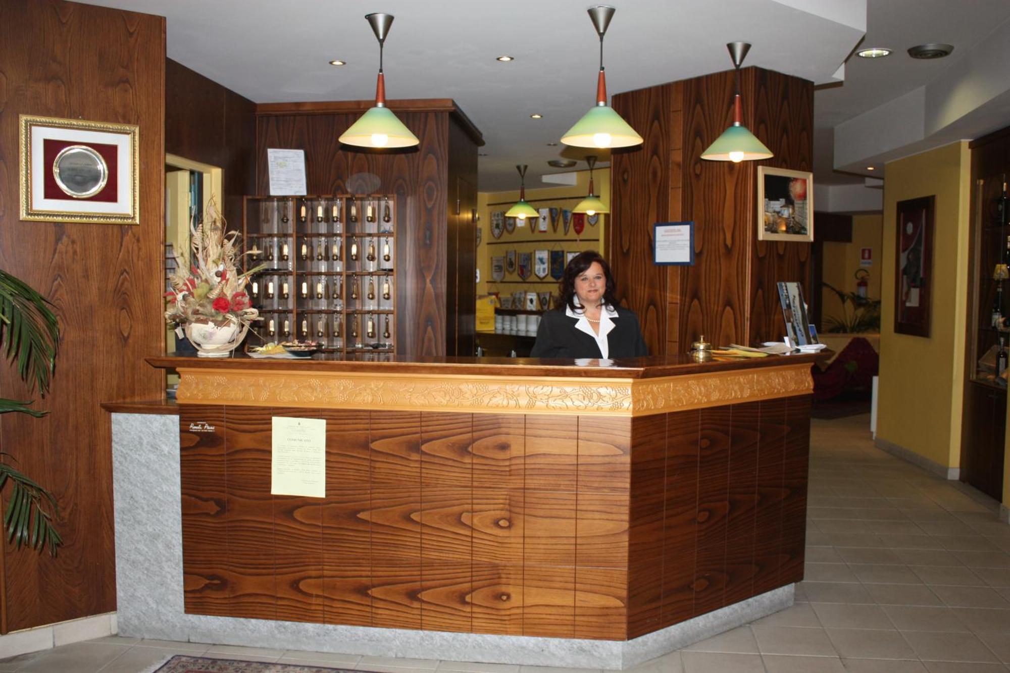 Hotel Tre Denti Cantalupa Exterior photo